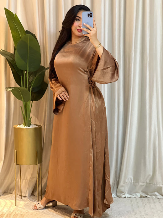 Robe femme satinée Farwasi – vue produit 5 – Nilo Maroc - Nilo Maroc
