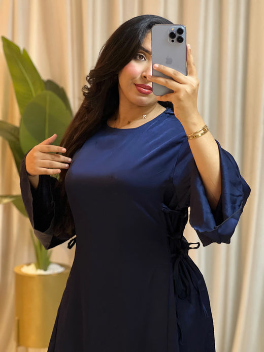 Robe femme satinée Farwasi – vue produit 4 – Nilo Maroc - Nilo Maroc