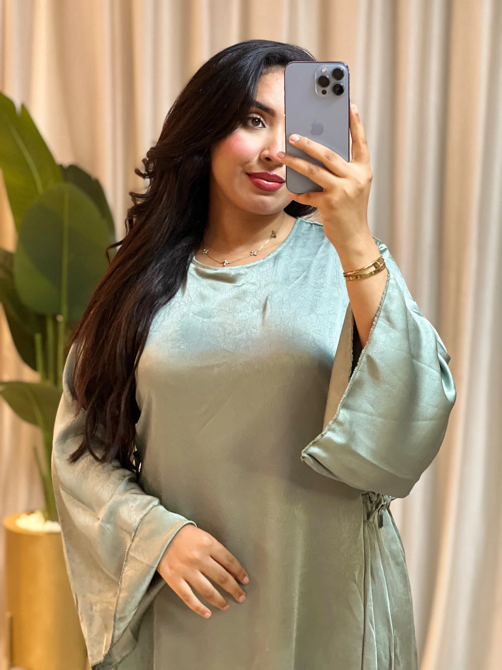 Robe femme satinée Satin Farwasi - Nilo Maroc